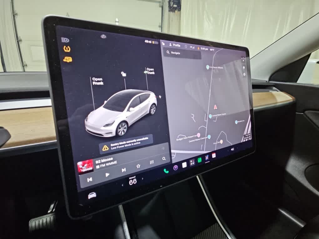 Used 2020 White Tesla Long Range image 15