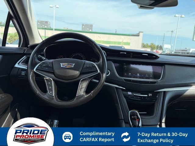 Used 2019 CRYSTAL WHITE TRICOAT Cadillac Luxury AWD image 22