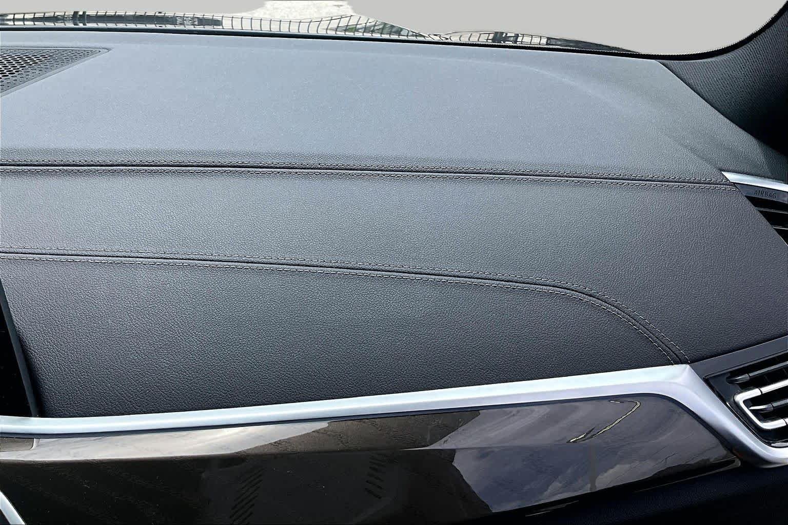 Used 2022 Dark Graphite Metallic BMW xDrive40i image 18