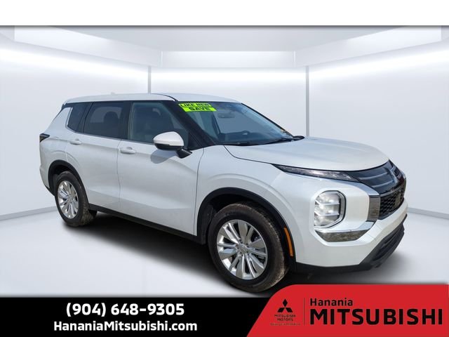 2025 Mitsubishi Outlander ES