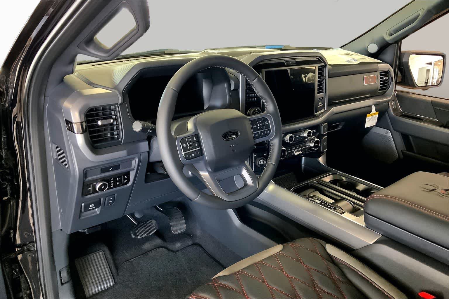 New 2026 Agate Black Metallic Ford XLT image 8