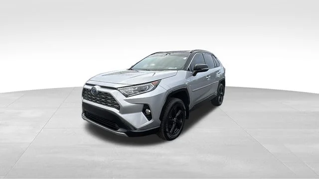 Used 2021 Toyota RAV4 XSE with VIN 2T3E6RFV6MW019987 for sale in Whitehall, OH