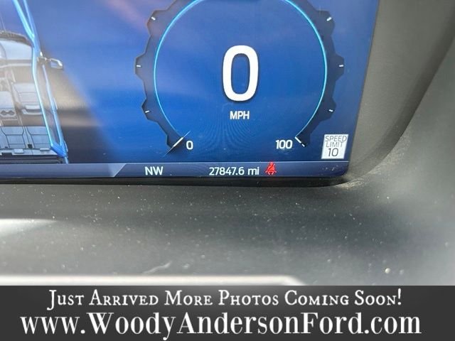 Used 2024 Gray Metallic Ford Lariat image 11