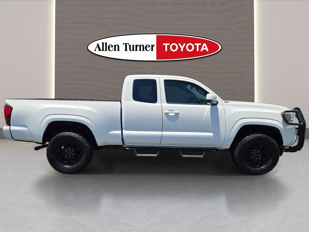 Used 2020 White Toyota SR image 5