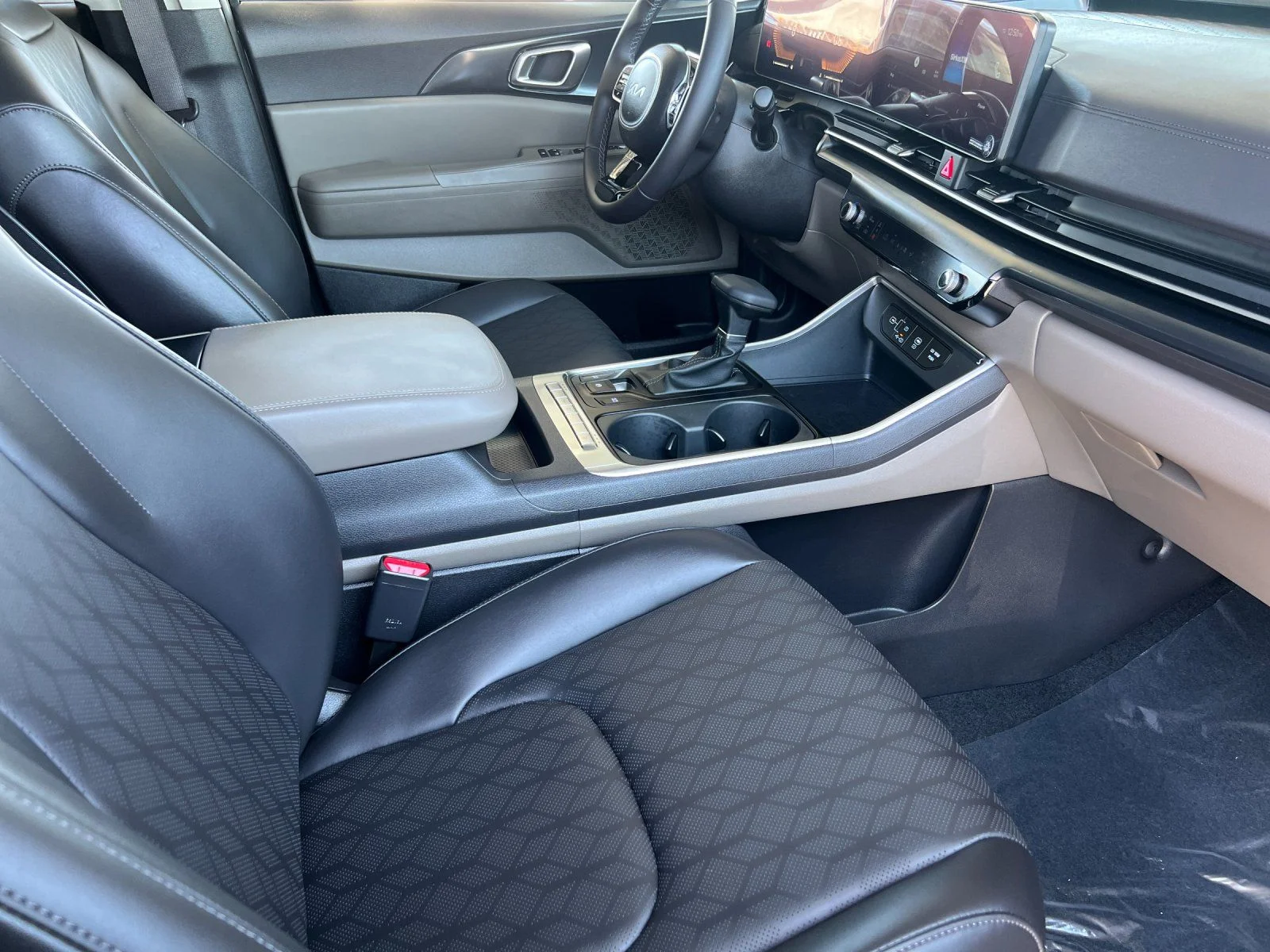 Certified Used 2026 Blue Kia LXS image 18