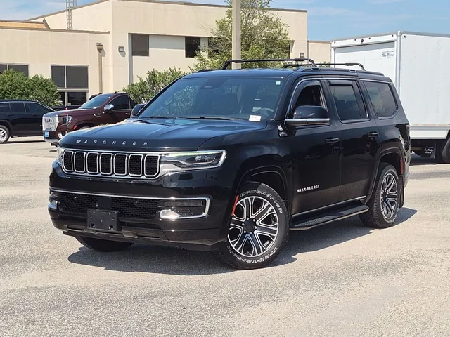 2024 Jeep Wagoneer Base