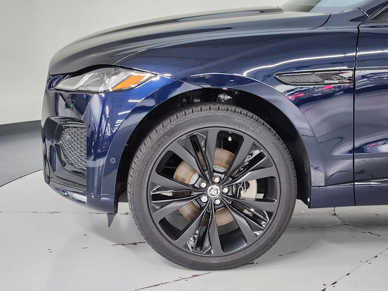 2026 Jaguar F-Pace R-Dynamic S - Photo 10