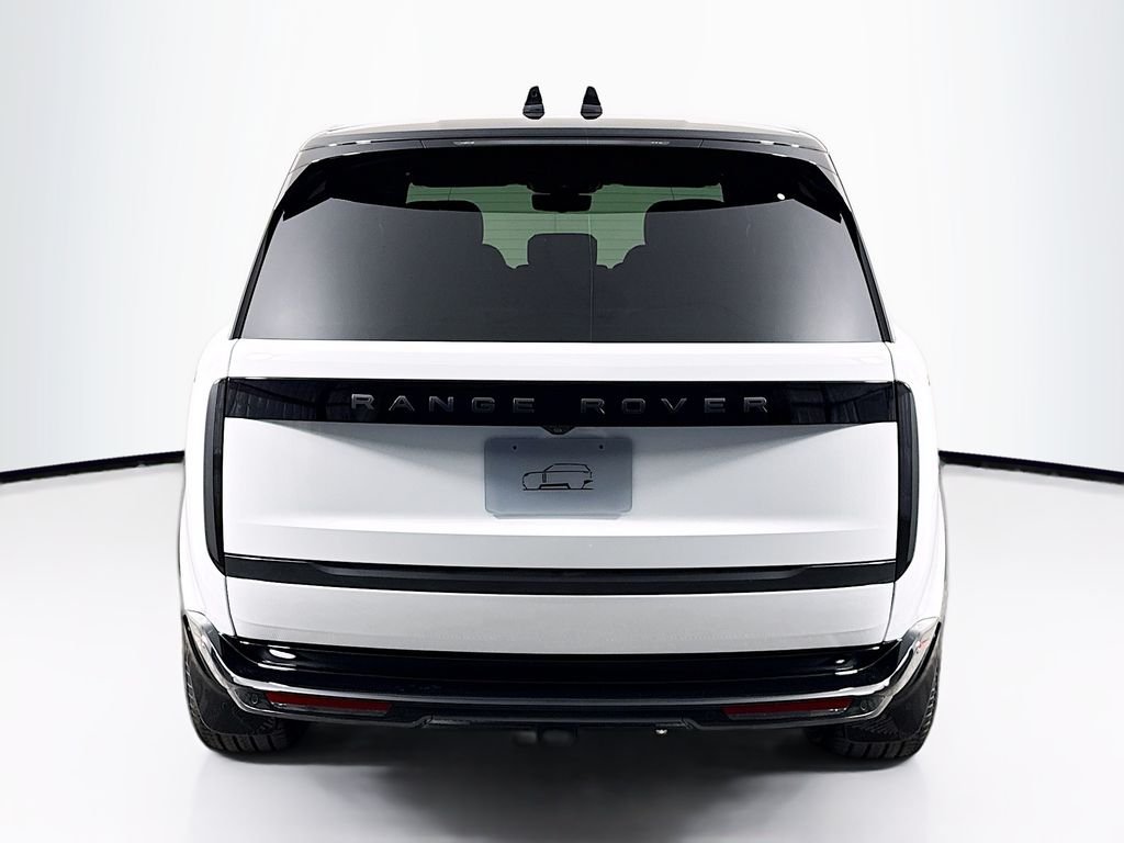 New 2026 Fuji White Land Rover SE image 6