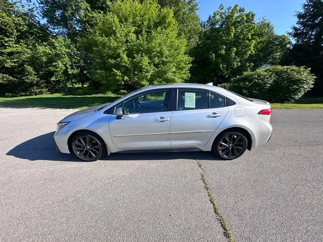 Used 2025 Silver Toyota SE image 6