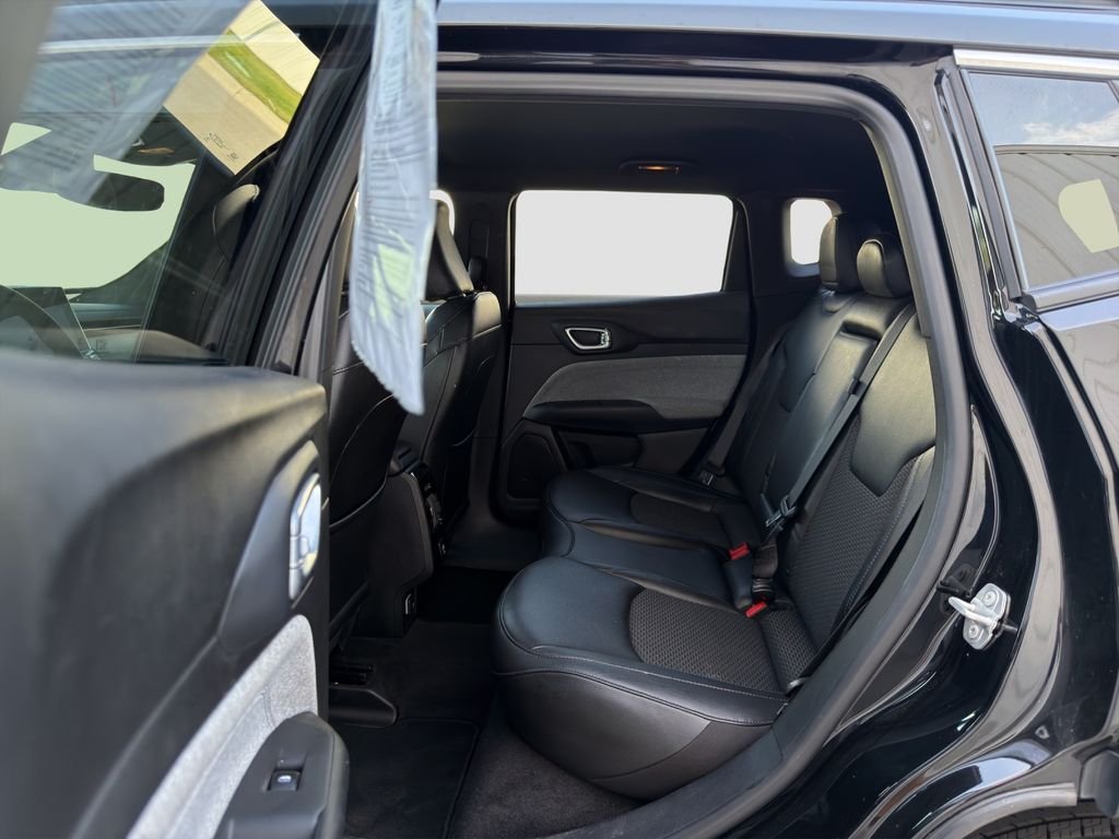 Used 2024 Black Jeep Latitude image 25