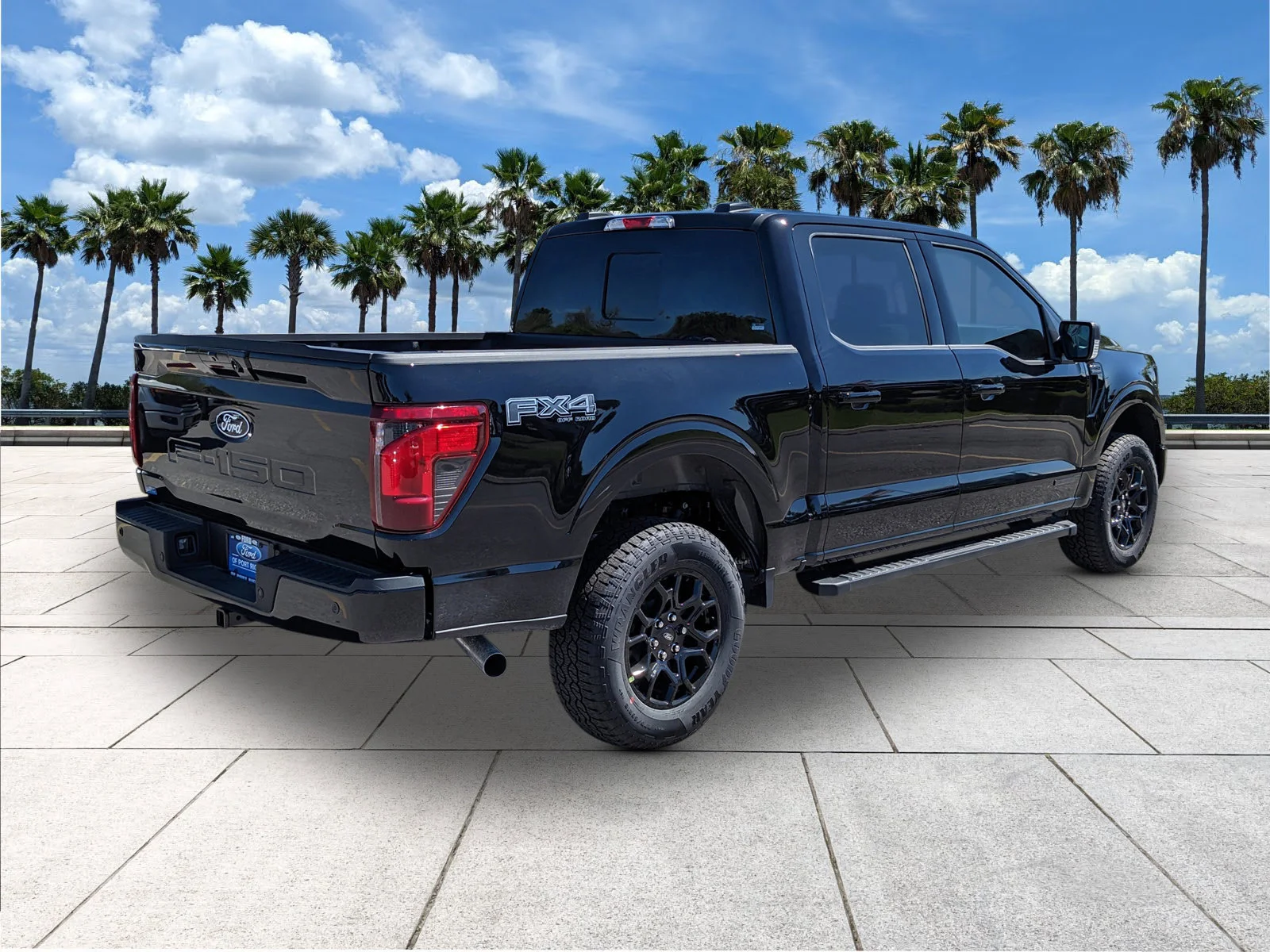 New 2026 Agate Black Metallic Ford XLT image 7