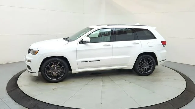 Used 2020 White Jeep Overland image 5