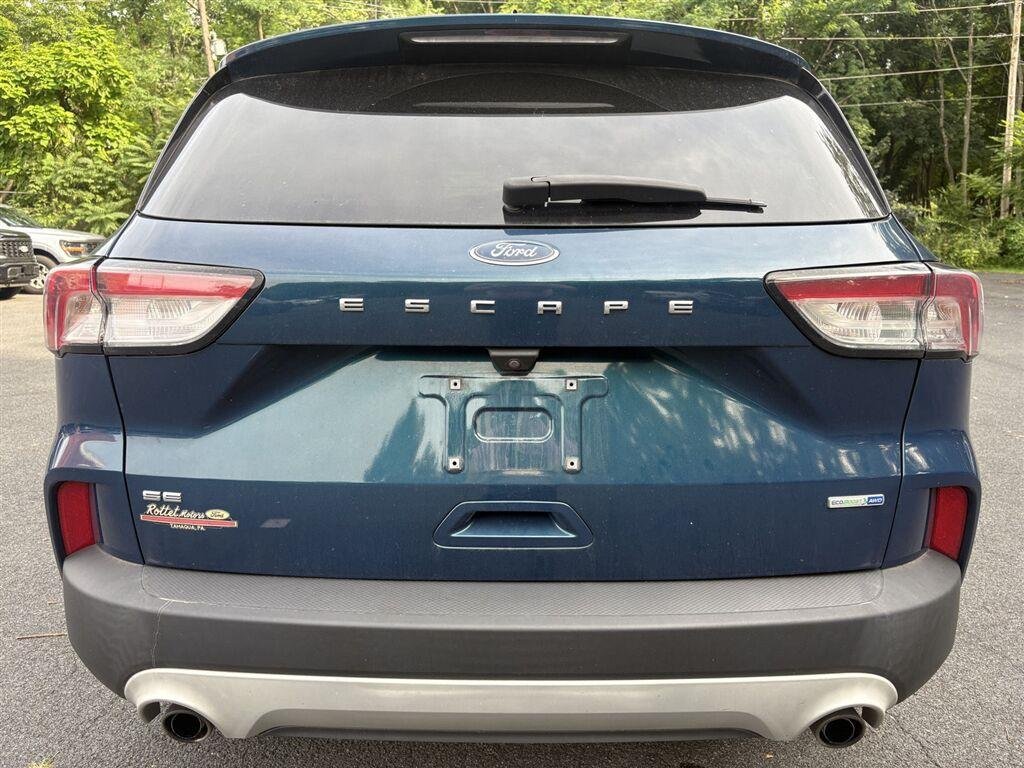 Used 2020 Dark Ford SE image 4