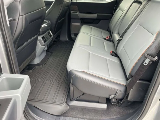 New 2026 Iconic Silver Metallic Ford Lariat image 4