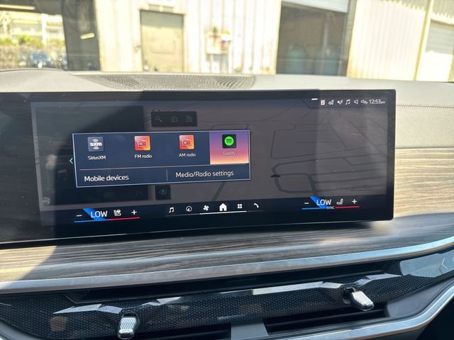 Used 2024 White BMW xDrive40i image 20