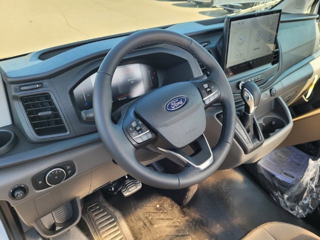 New 2027 White Ford Base image 7