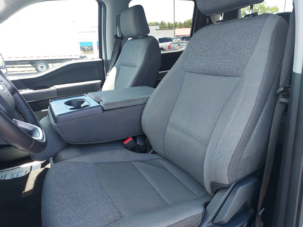 Used 2025 White Ford XLT image 17