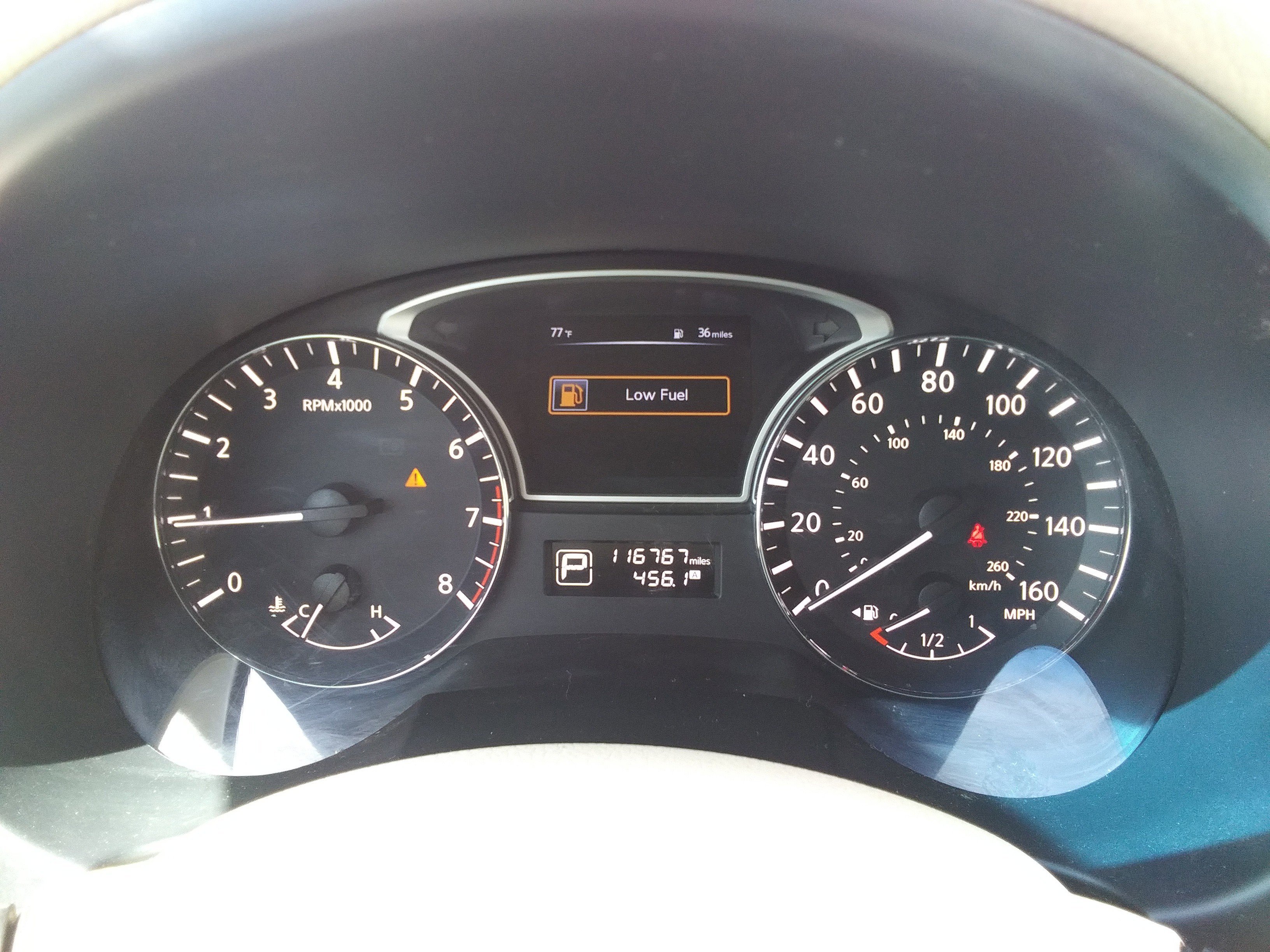 Used 2015 Red Nissan 2.5 S image 13