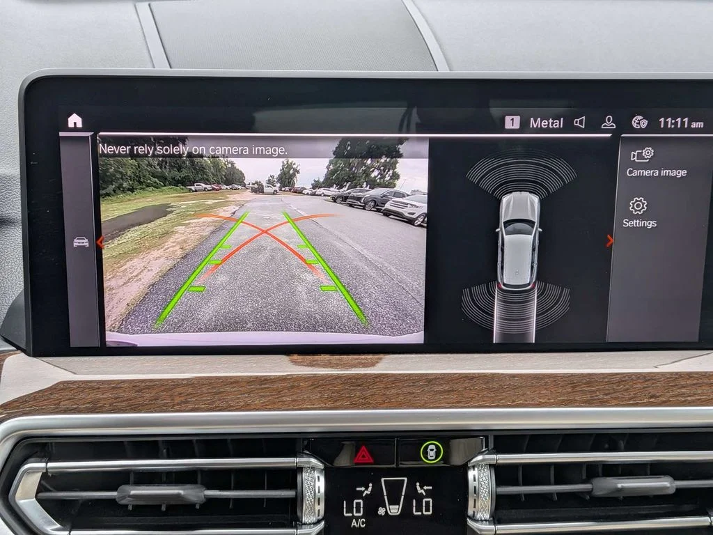 Used 2022 White BMW sDrive30i image 30