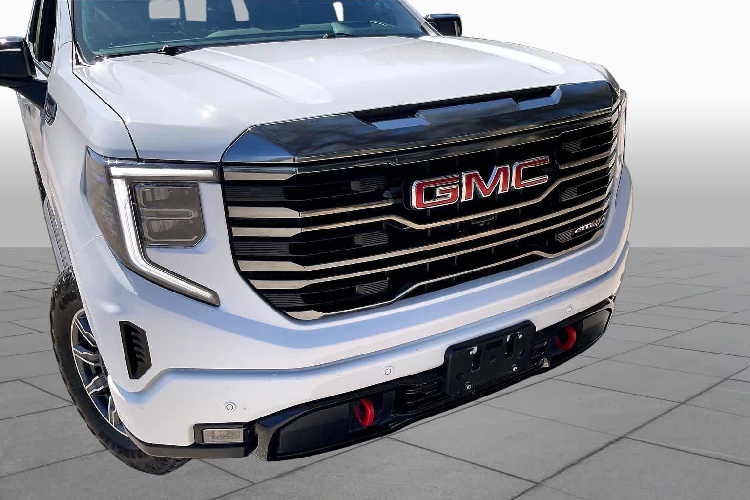 Used 2024 Summit White GMC AT4 image 29