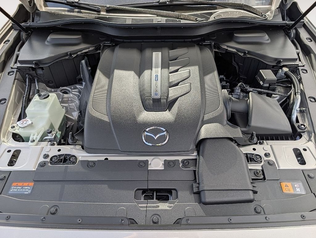 2026 Mazda CX-90 Premium Package - Photo 29