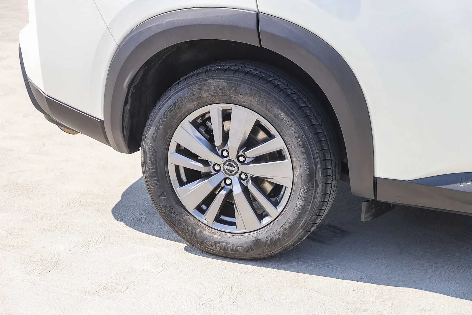 Used 2024 Pearl White Tricoat Nissan SV image 12