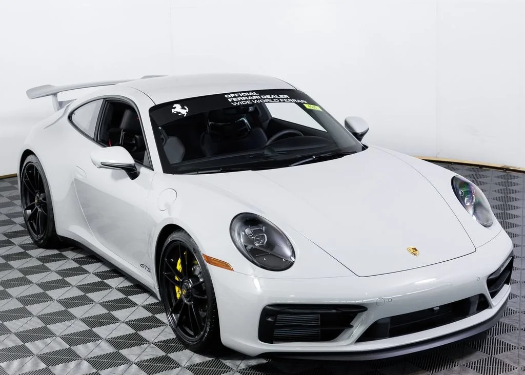 Used 2024 Chalk Porsche Carrera GTS Manual image 10