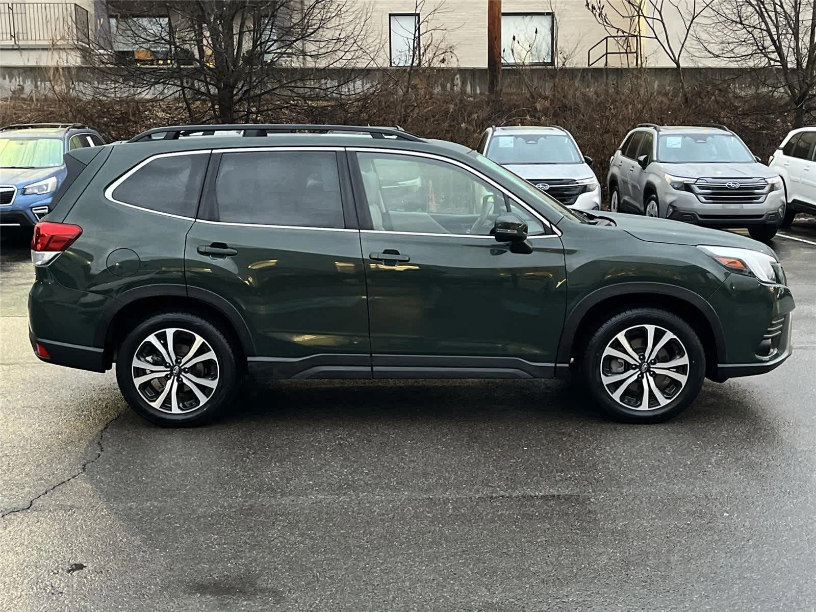 Certified Used 2023 Cascade Green Silica Subaru Limited image 6