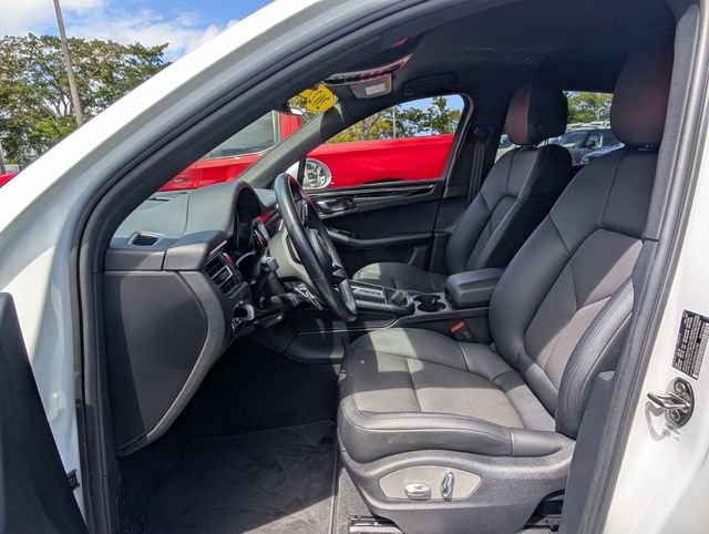 Used 2022 White Porsche S image 9