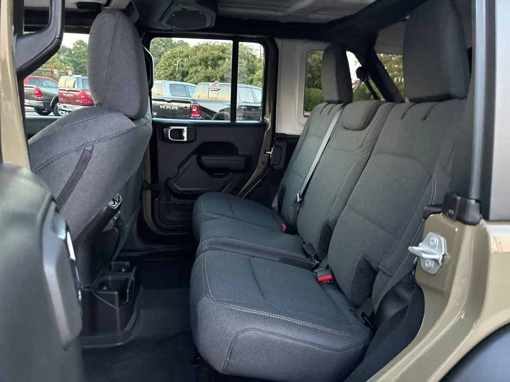New 2025 41 Exterior Paint Jeep Sport S image 25