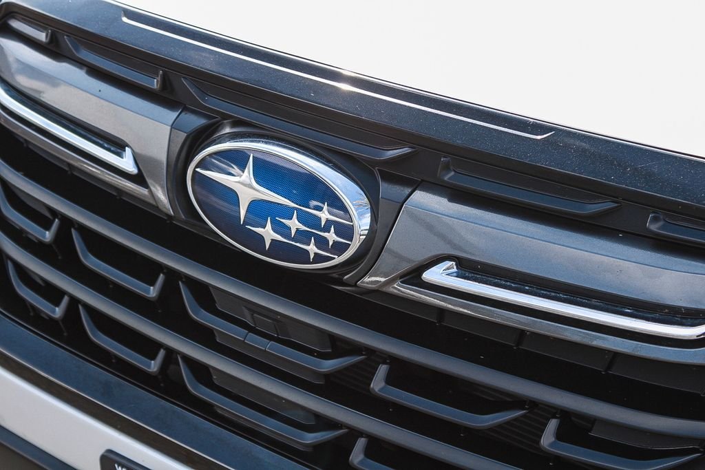 Used 2022 White Subaru Touring image 9
