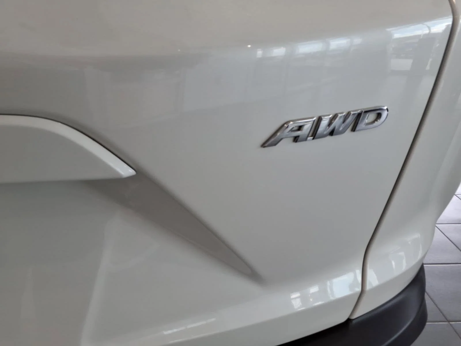 Certified Used 2019 Platinum White Pearl Honda EX-L image 17