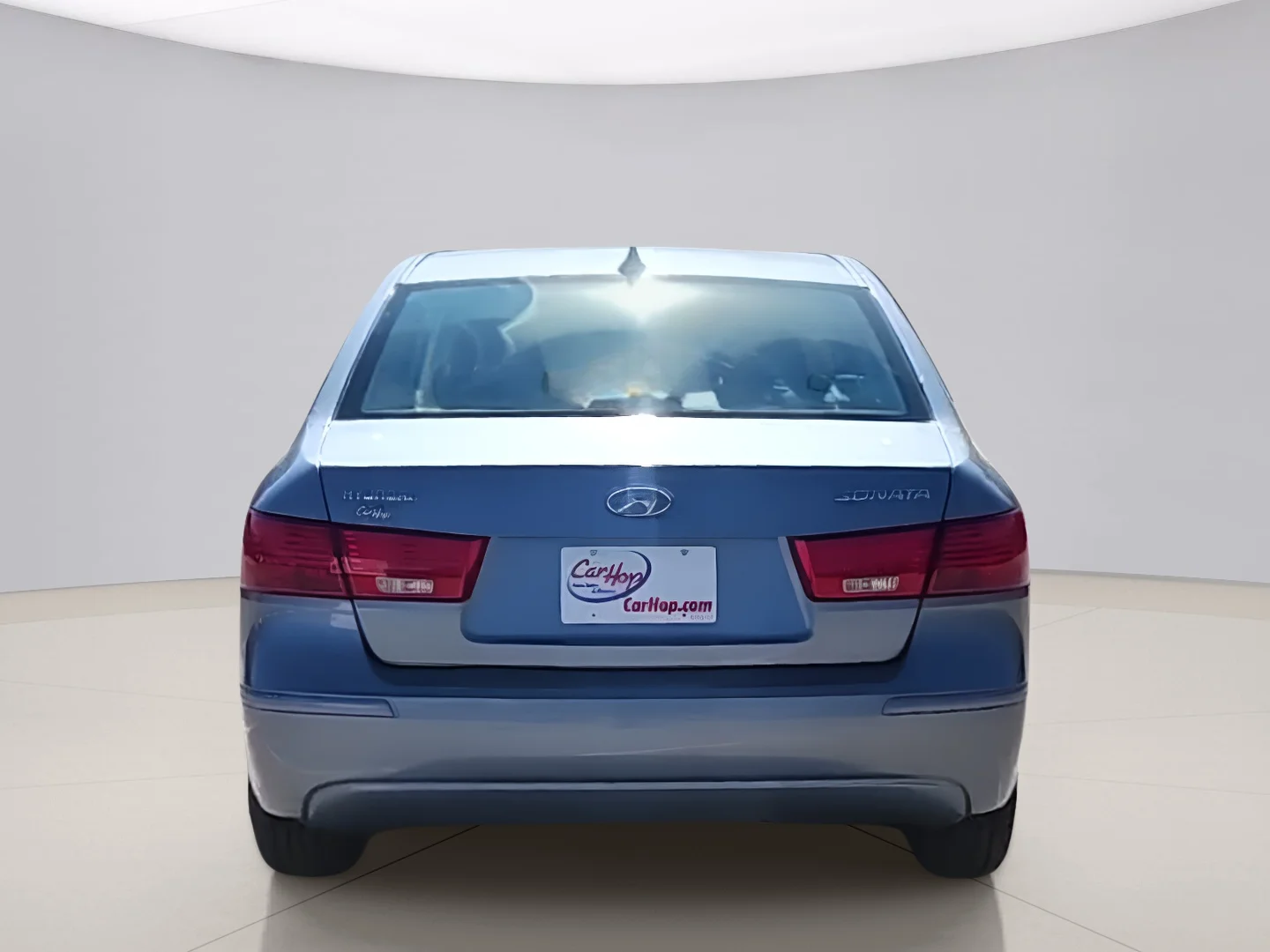Used 2010 Silver Hyundai GLS image 4