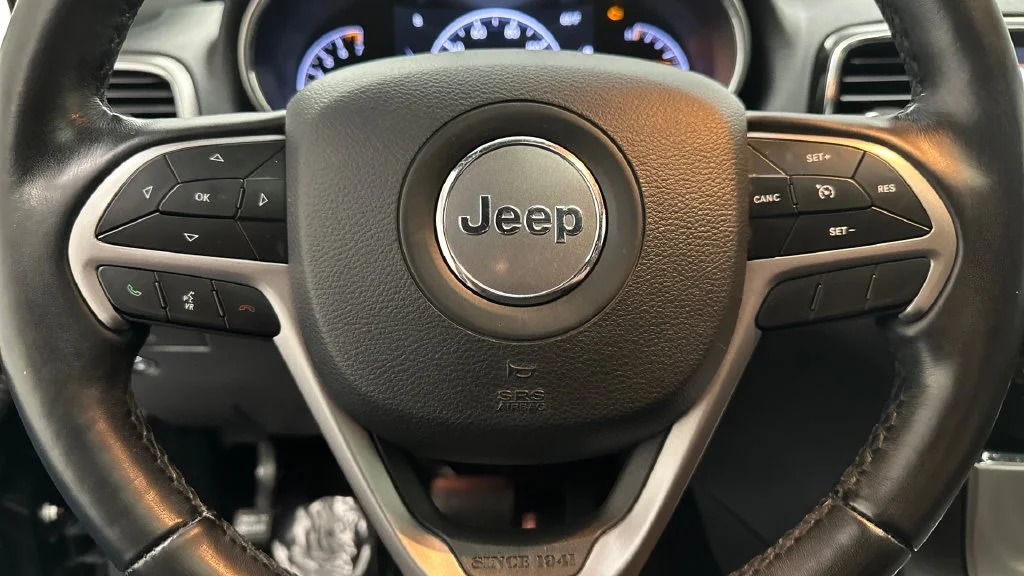 Used 2021 Black Jeep Limited image 16