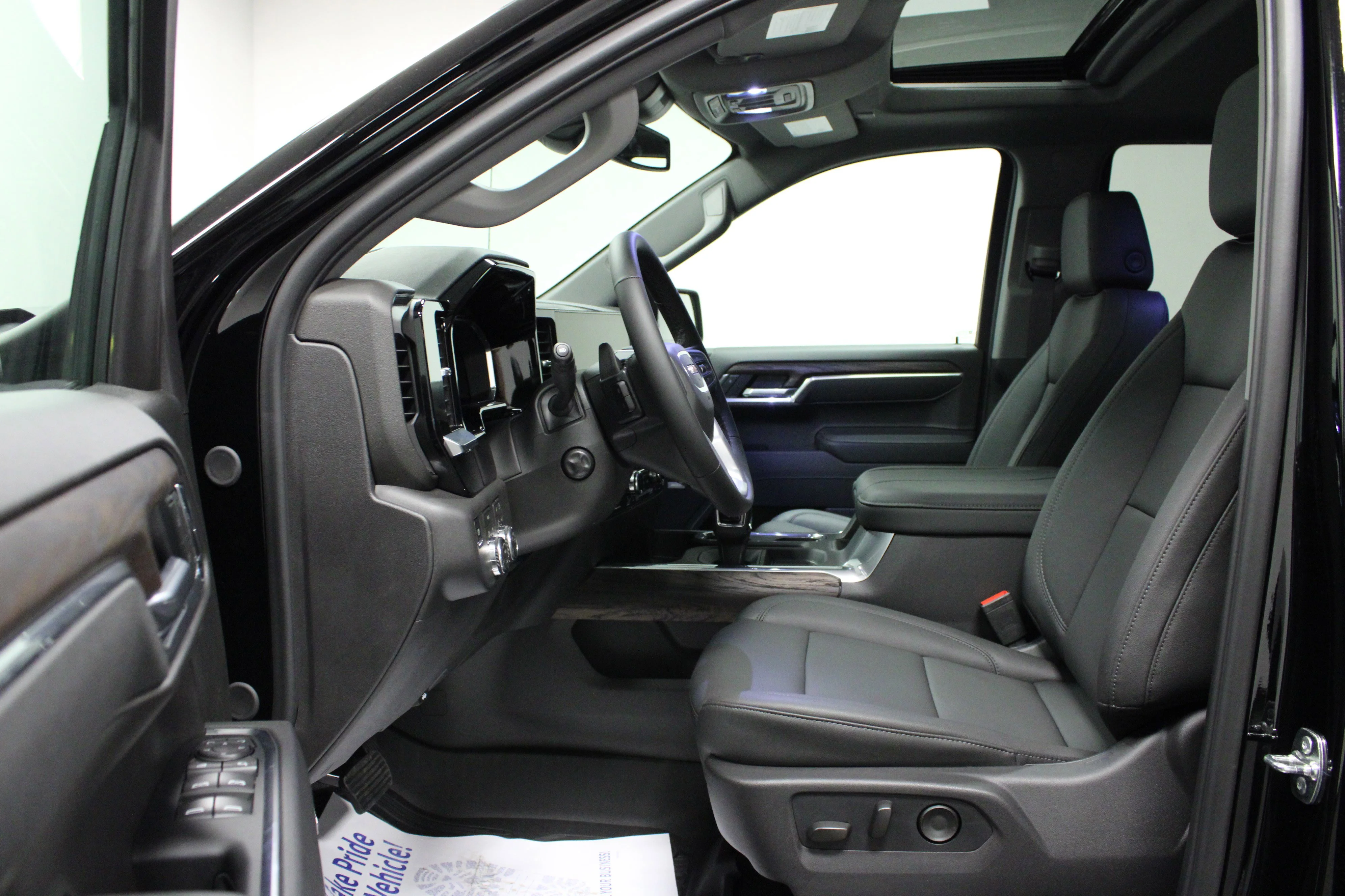 New 2026 Onyx Black GMC SLT image 12