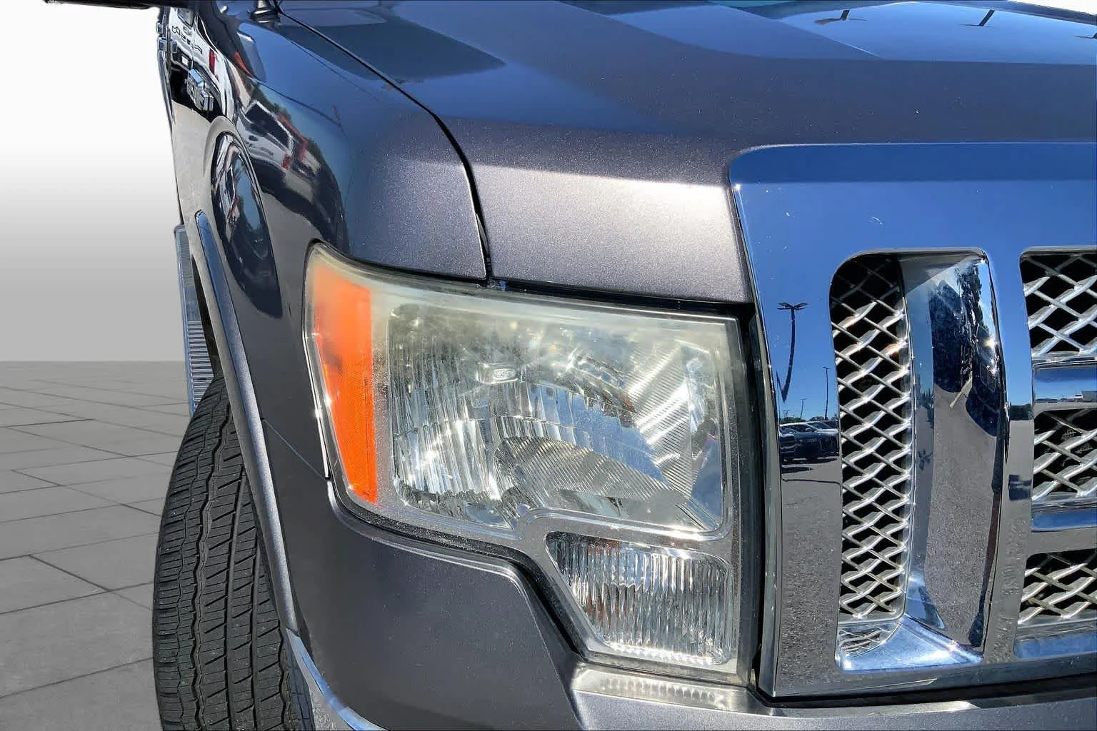 Used 2012 Sterling Gray Metallic Ford Lariat image 25