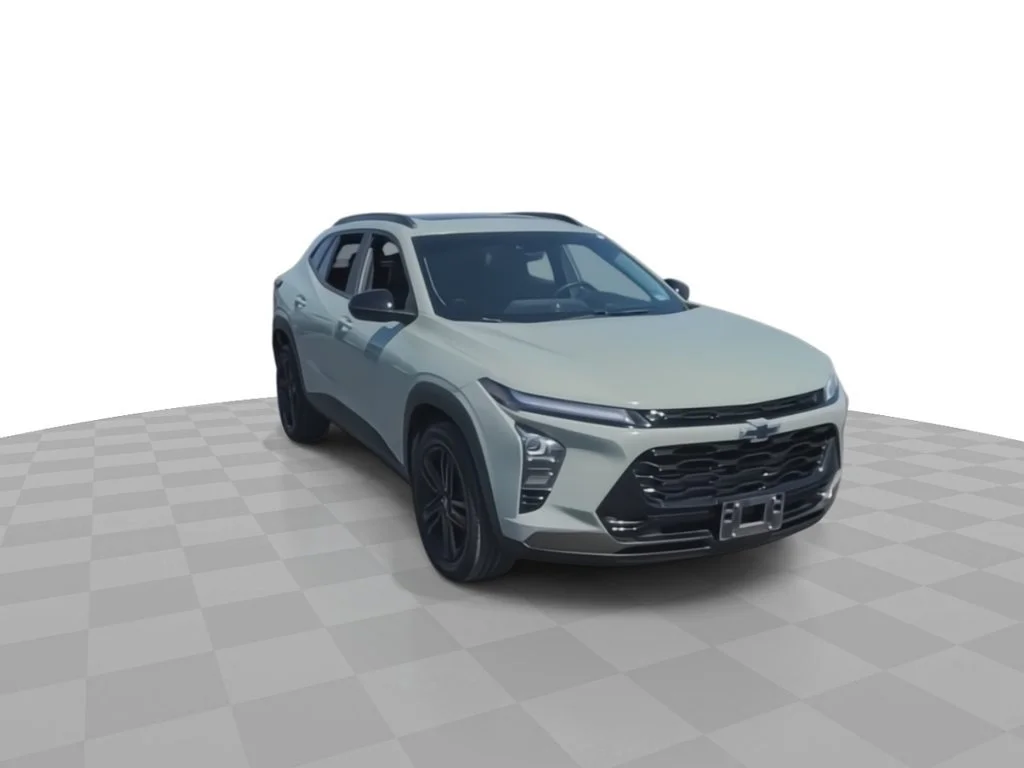 Certified Used 2024 Cacti Green Chevrolet ACTIV image 2
