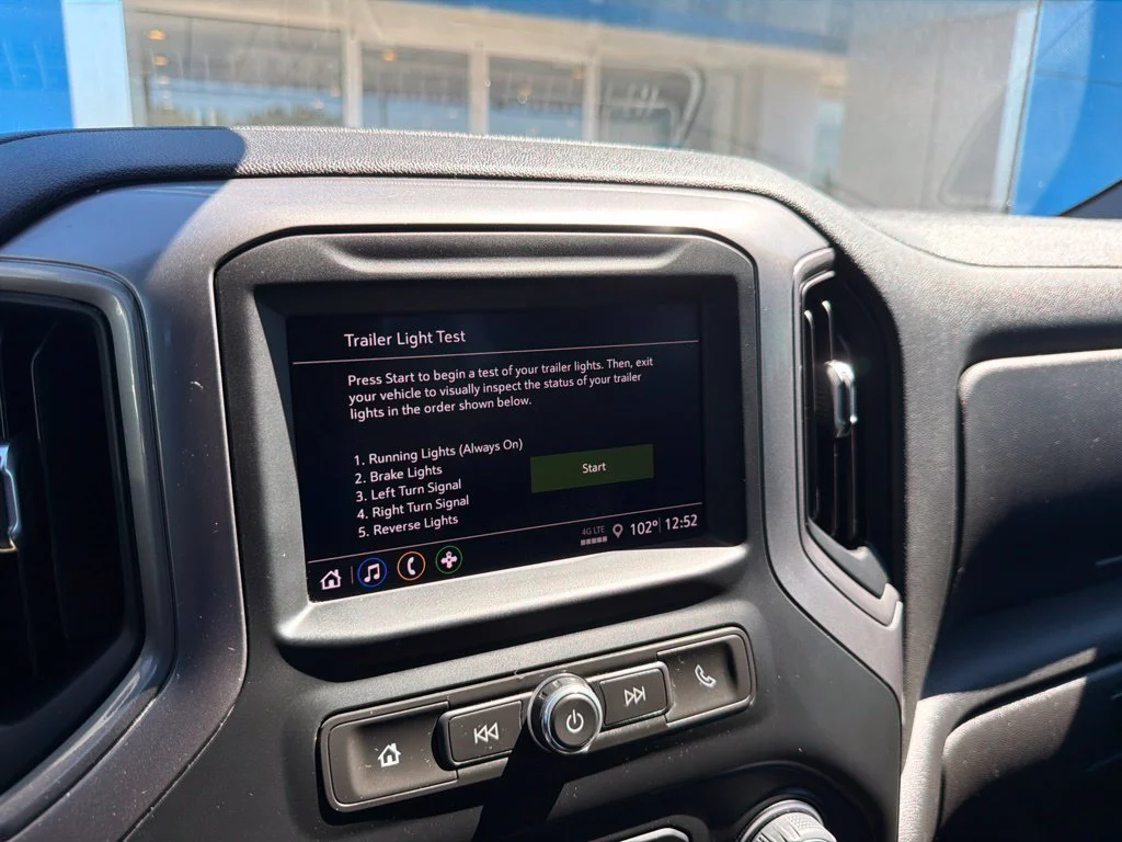Used 2022 BLACK Chevrolet Custom image 28