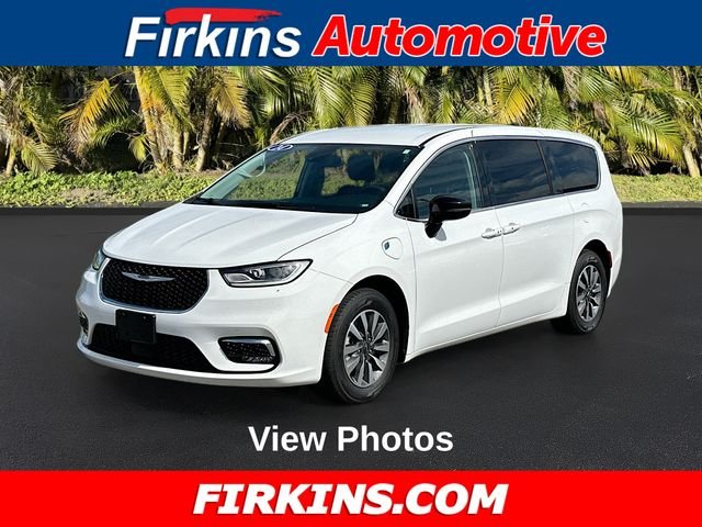 2024 Chrysler Pacifica PHEV Select