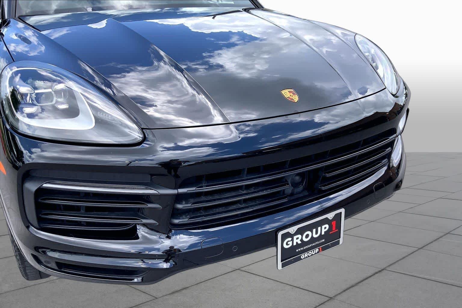 Used 2021 Jet Black Metallic Porsche  image 29