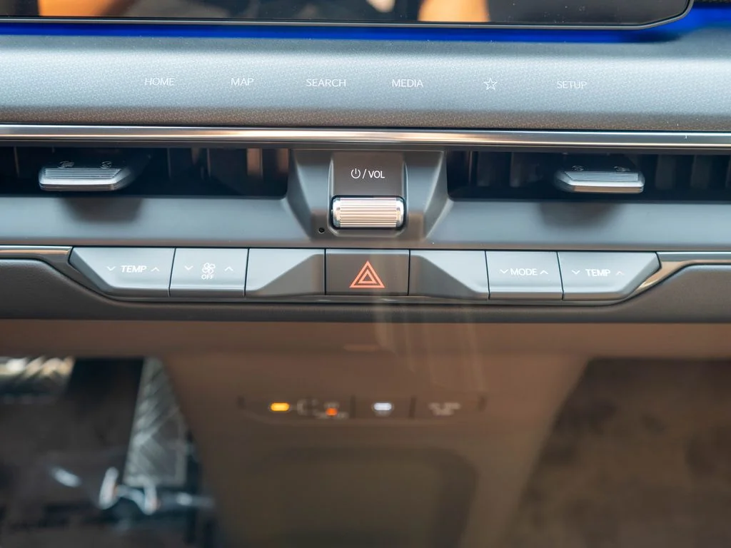 New 2026 Wolf Gray / Black Roof Kia GT-Line AWD image 32
