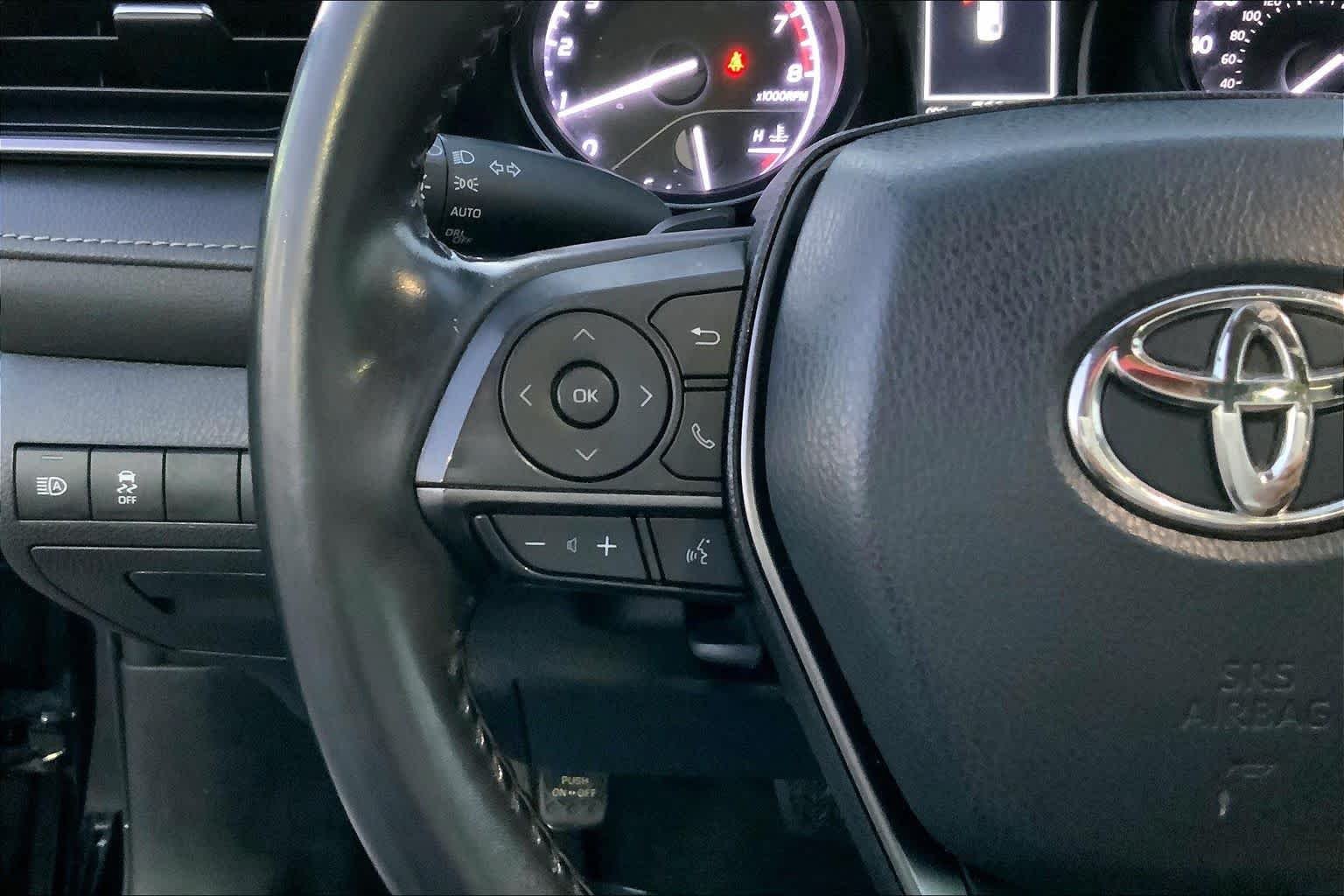 Used 2021 Midnight Black Metallic Toyota SE image 20