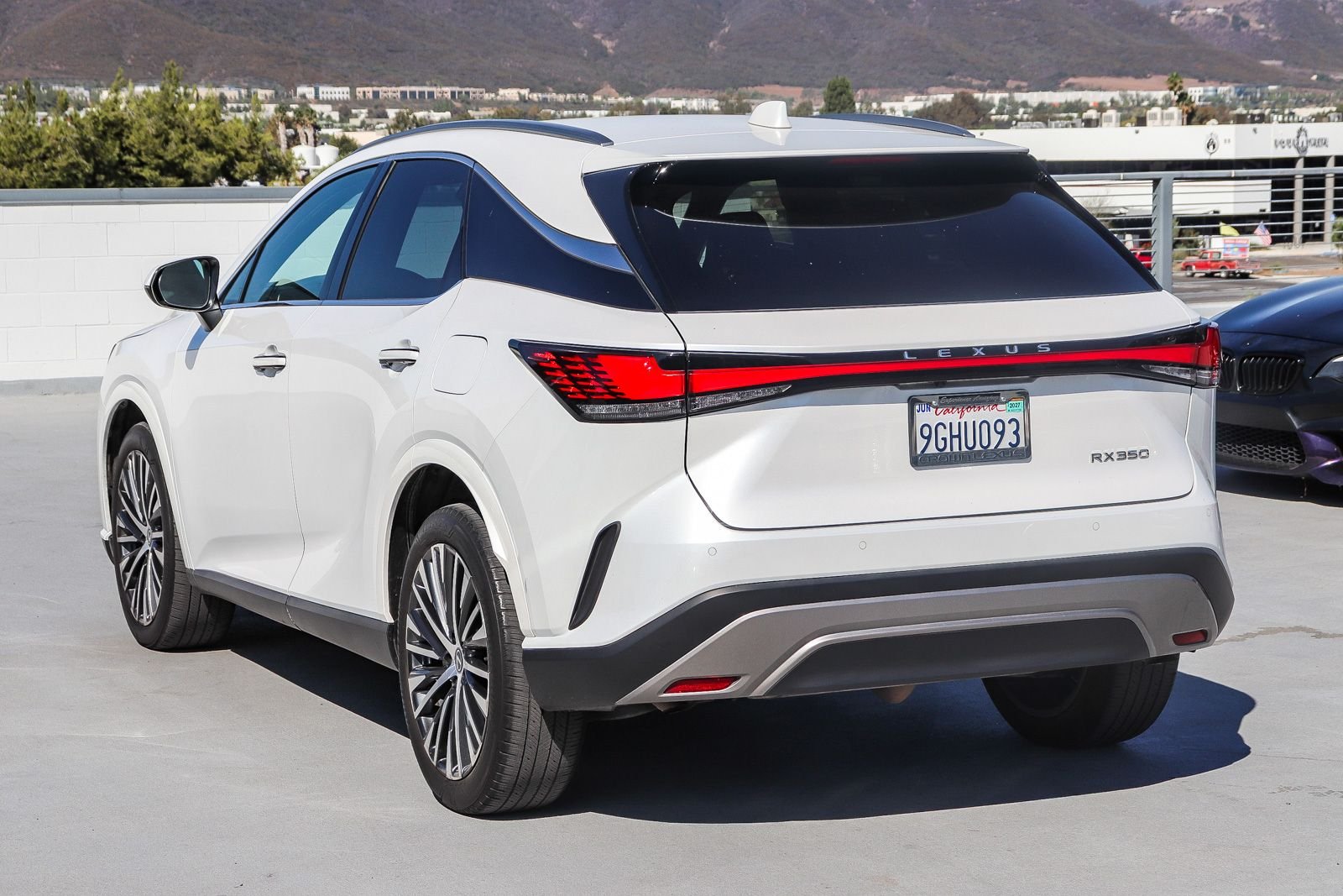Used 2023 White Lexus 350 Premium Plus image 4