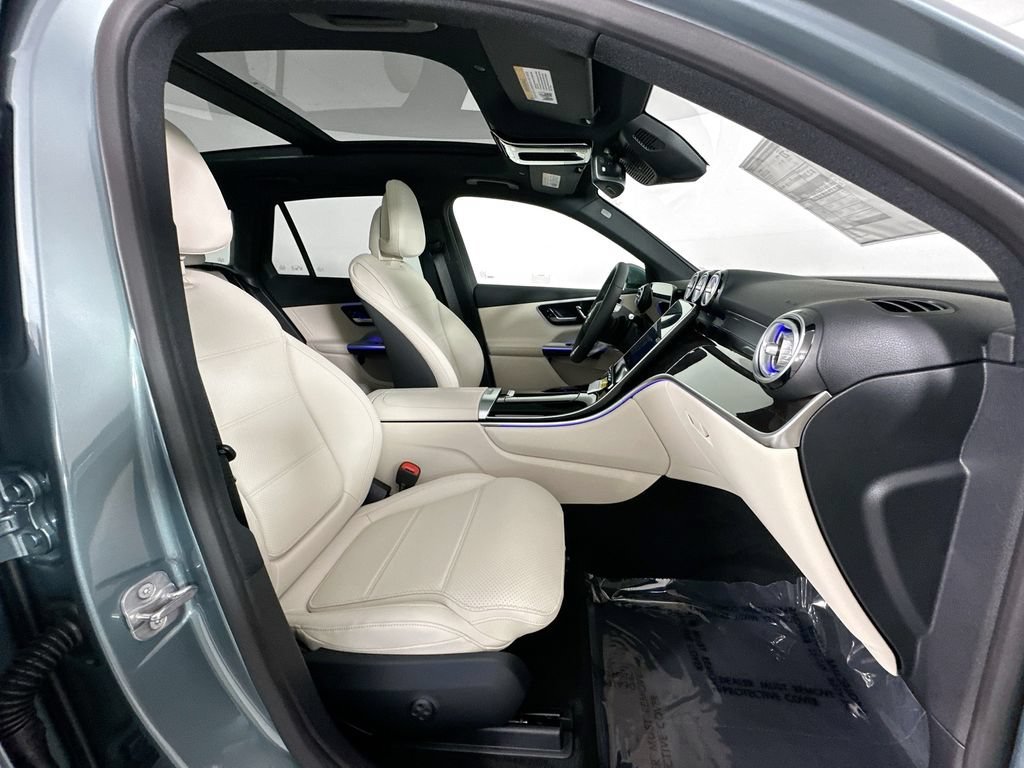 New 2026 Verde Silver Metallic Mercedes-Benz GLC 300 image 64