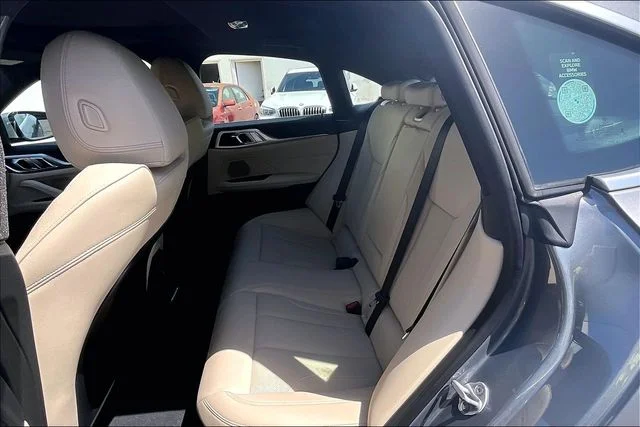 New 2026 Skyscraper Grey Metallic BMW eDrive40 image 10