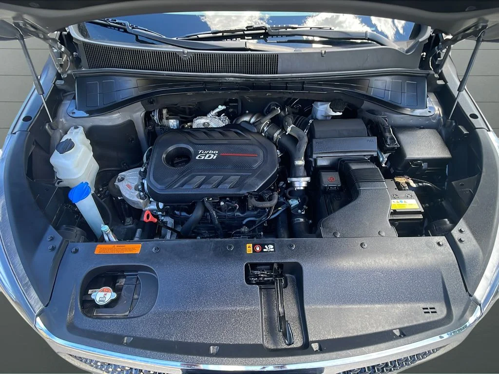 Used 2016 Silver Kia EX image 36