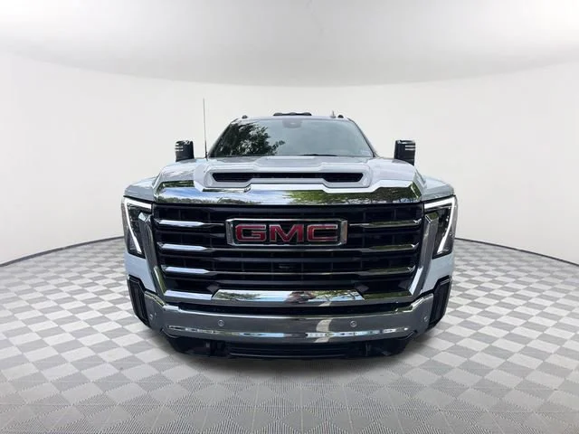 Used 2024 Summit White GMC SLT image 2