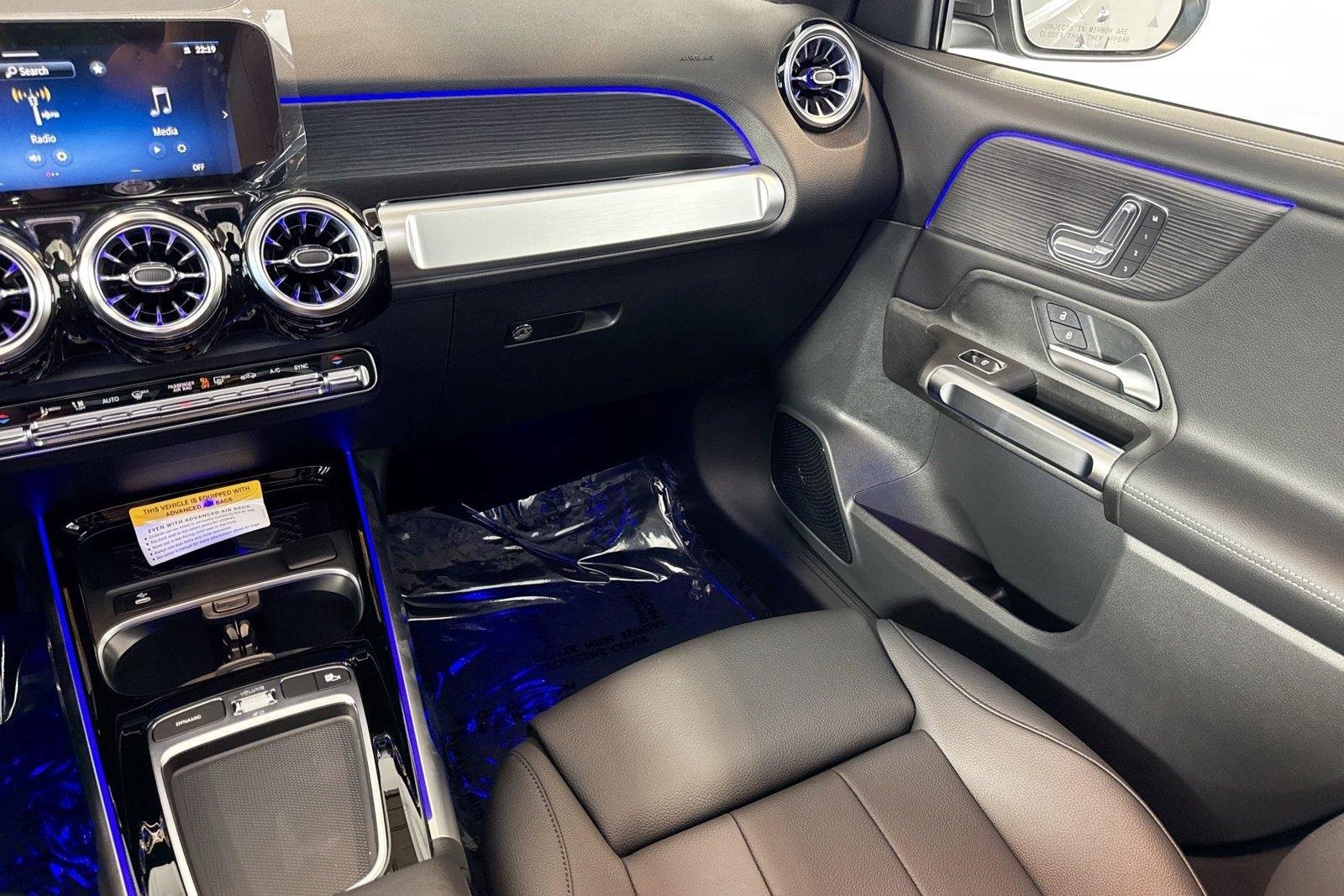 New 2026 Mountain Grey Metallic Mercedes-Benz GLB 250 image 21