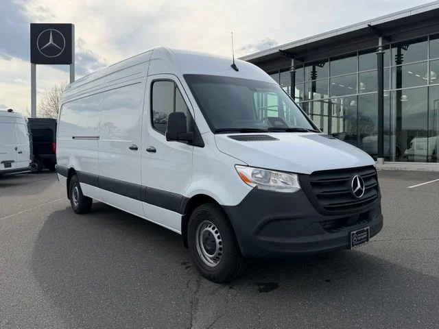 2026 Mercedes-Benz Sprinter 2500 170 WB High Roof's photo