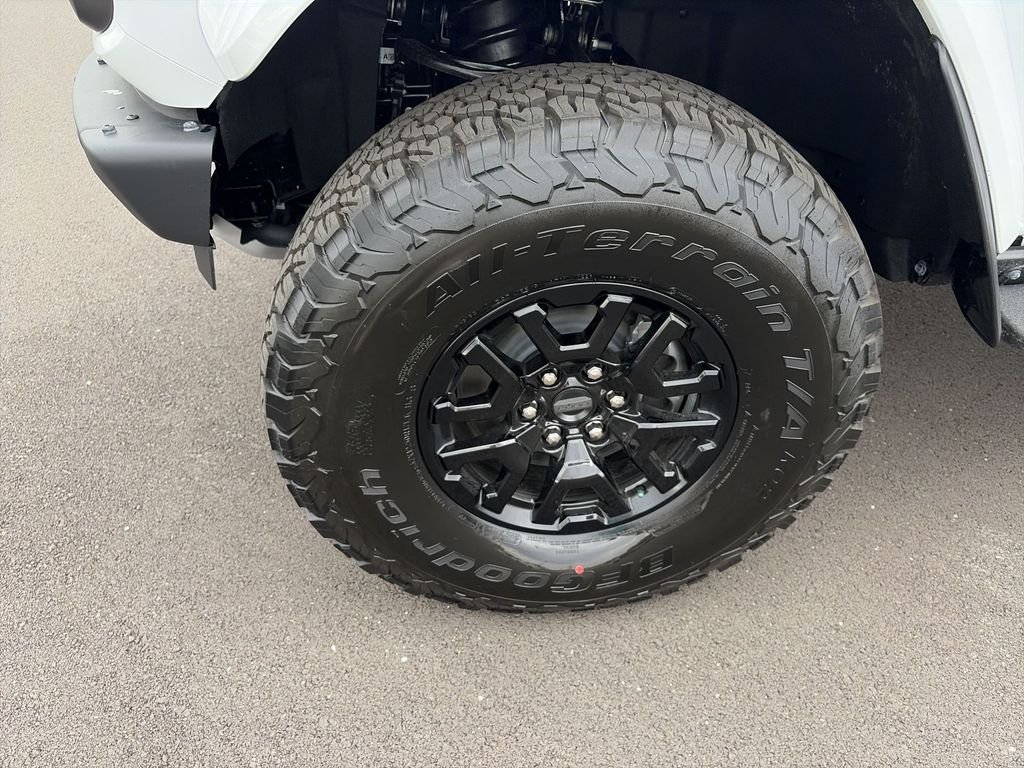 New 2026 White Ford Raptor image 10
